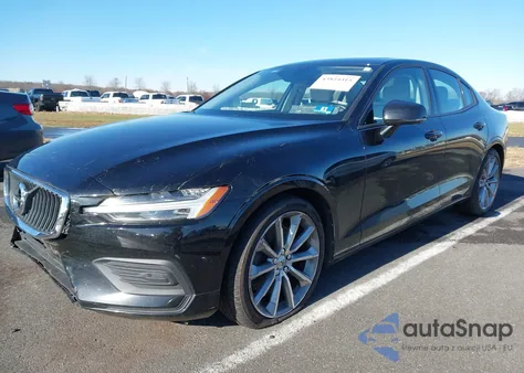 2020 Volvo S60 T6 Momentum from USA, damaged, VIN 7JRA22TKXLG038744